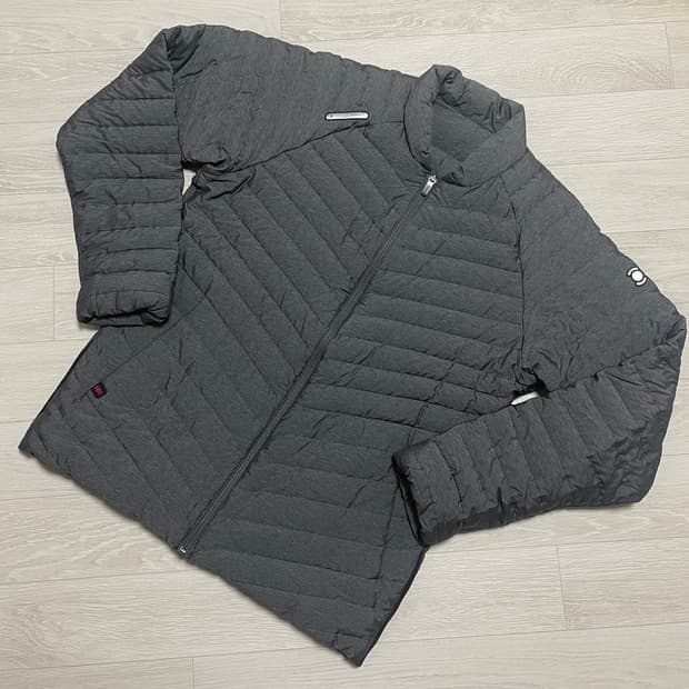 와이드앵글 경량 패딩