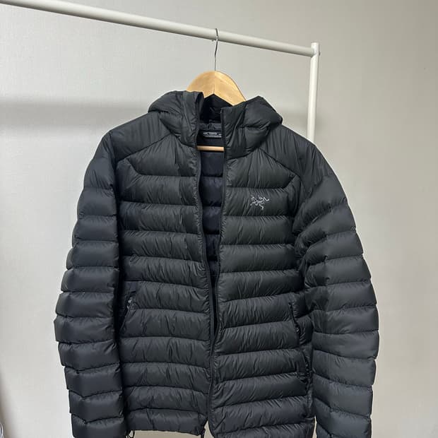 아크테릭스 세륨 후디 블랙