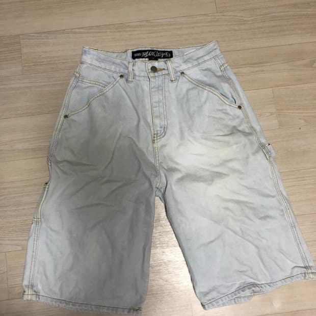 스웨이드 데님 쇼츠