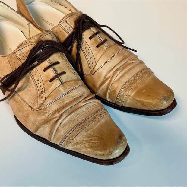 알프레도 바니스터 끈 칭칭 구두