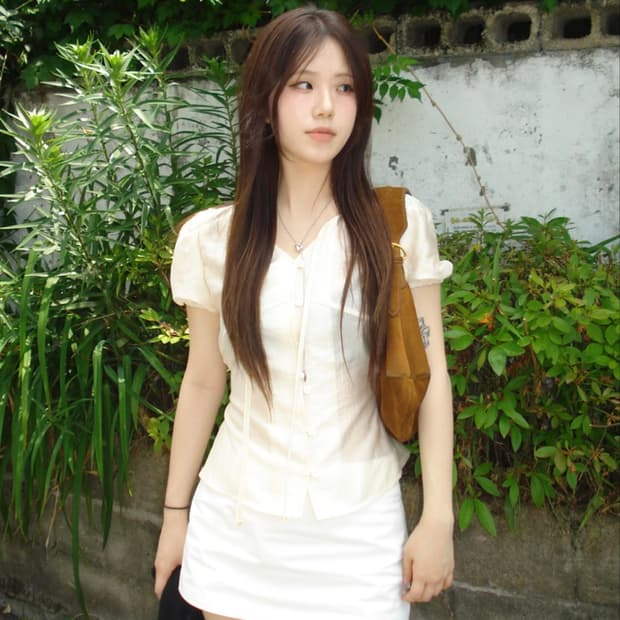 아워캐비넷 sage satin blouse 블라우스