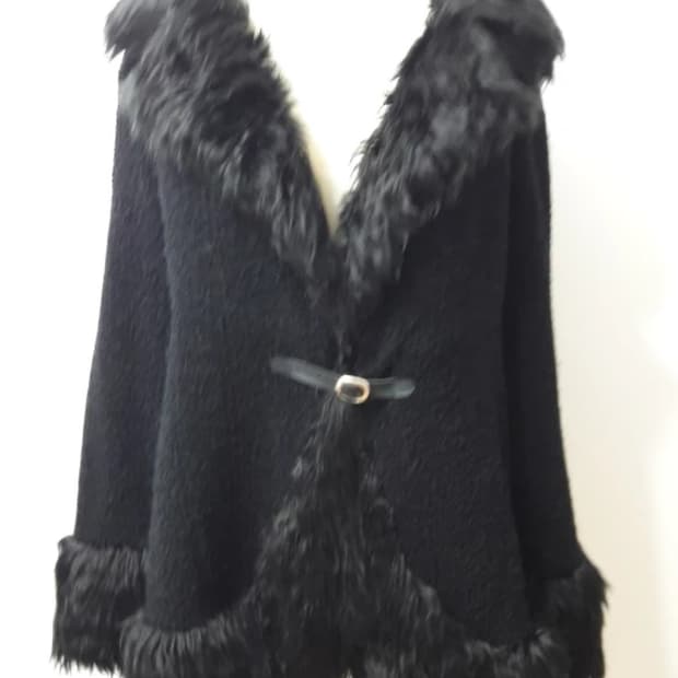 Y2k 갸루 빈티지 블랙 퍼 로브 코트 자켓