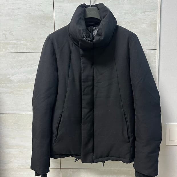 더 비르디안느 블랙 하이넥 자켓 사이즈 2