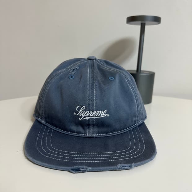 슈프림 디스트레스드 스크립트 6-패널 슬레이트 - 25FW