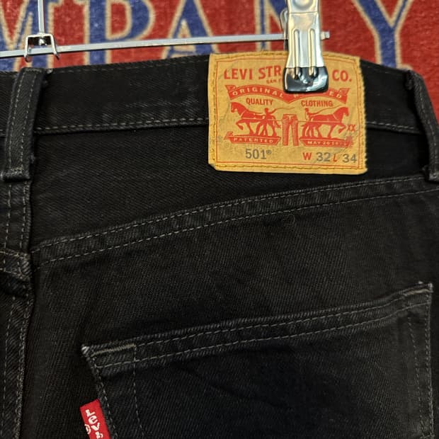 리바이스 501 흑청 32/34 버튼플라이