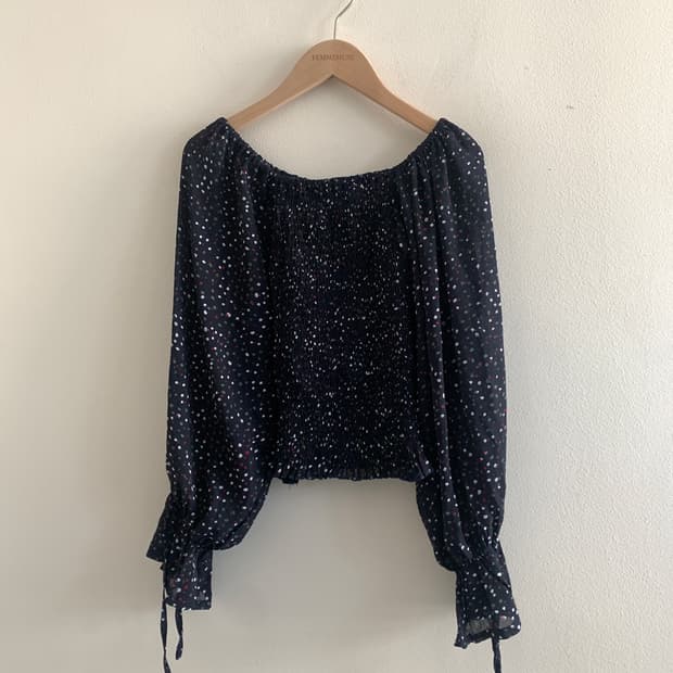 Dot navy shirts blouse