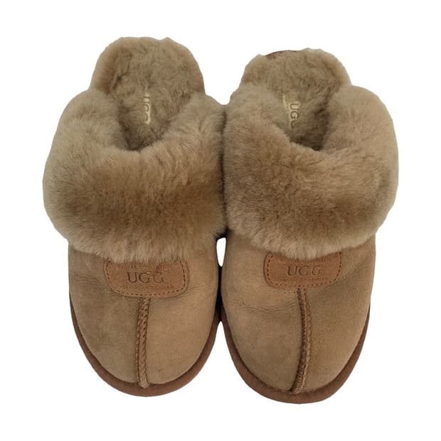 UGG 오즈웨어 양털 슬리퍼 체스트넛 250