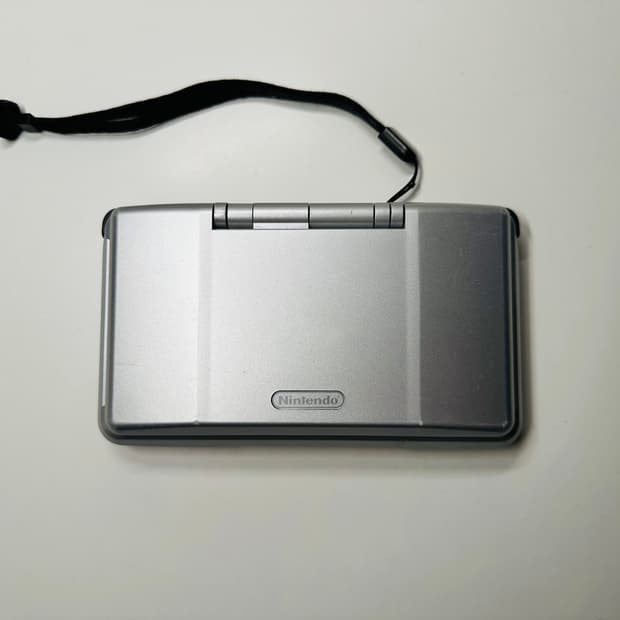 닌텐도 DS 메탈릭 실버 일판 판매 (DSI, GBA, 게임보이)