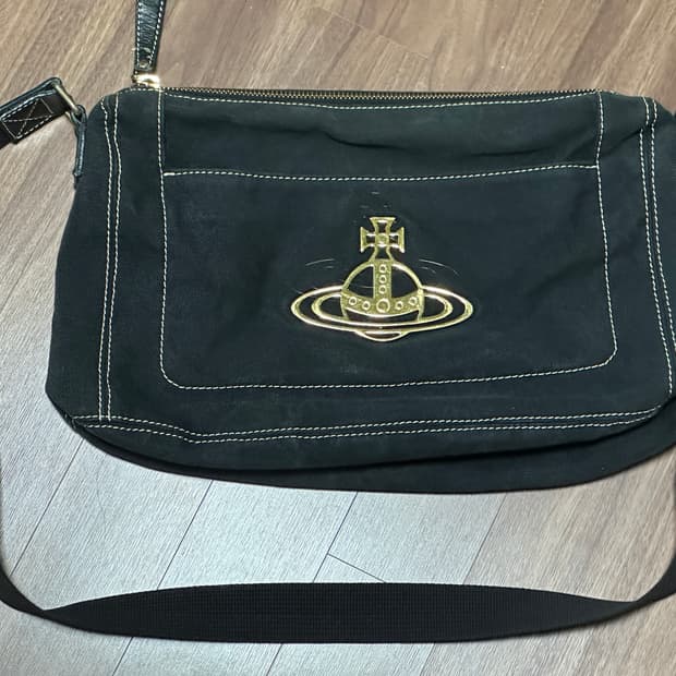 비비안웨스트우드 코튼 메신저백