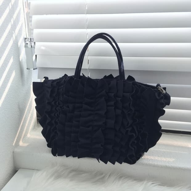 Ray Beams Frill Bag