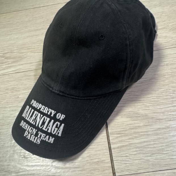 Balenciaga Property Cap