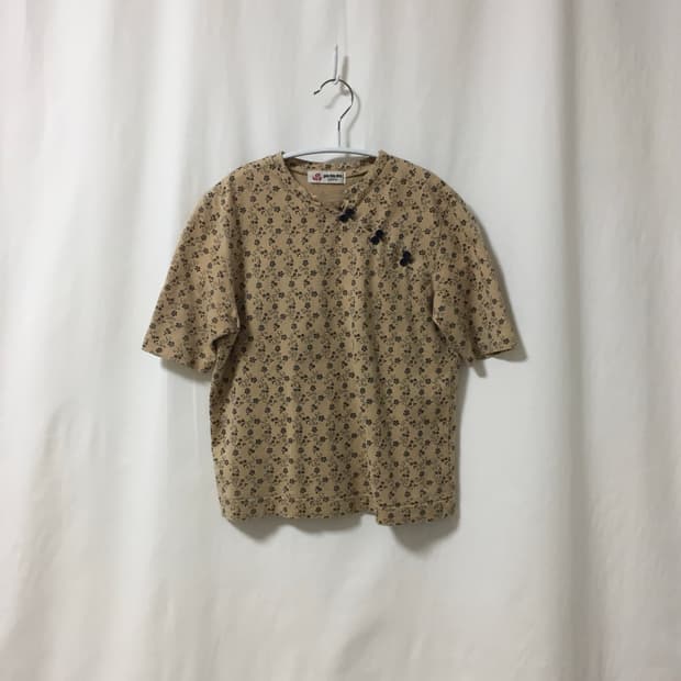 플로럴 버튼 탑 Floral Button Top