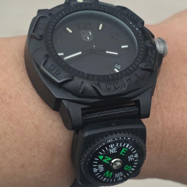 루미녹스 (LUMINOX) 블랙아웃 XL 0201.BO 스위스 쿼츠시계