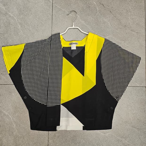 이세이미야케 ISSEY MIYAKE 여성 블라우스 2