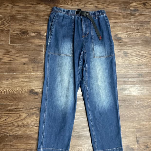 그라미치 루즈 테이퍼드 스트레치 데님 팬츠