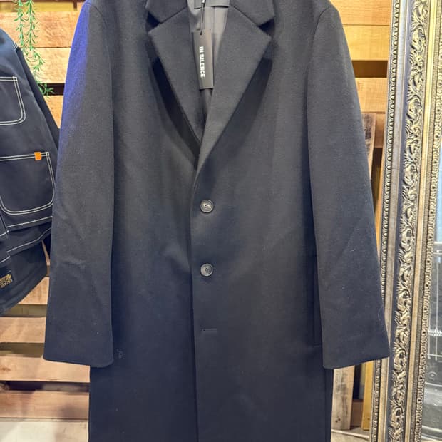 인사일런스 블랙 코트 M