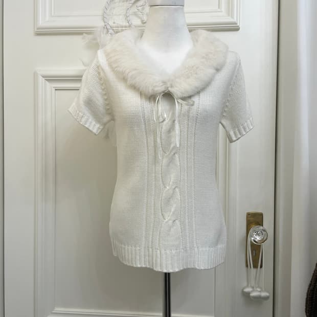 white fur bow winter sweater top