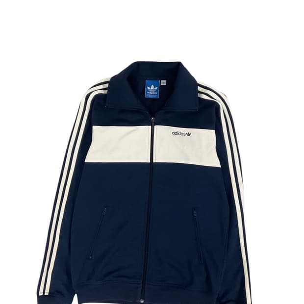 Adidas (100)