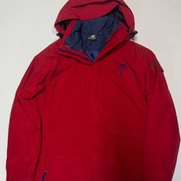 뉴발란스 레드 후드 바람막이 + 내피