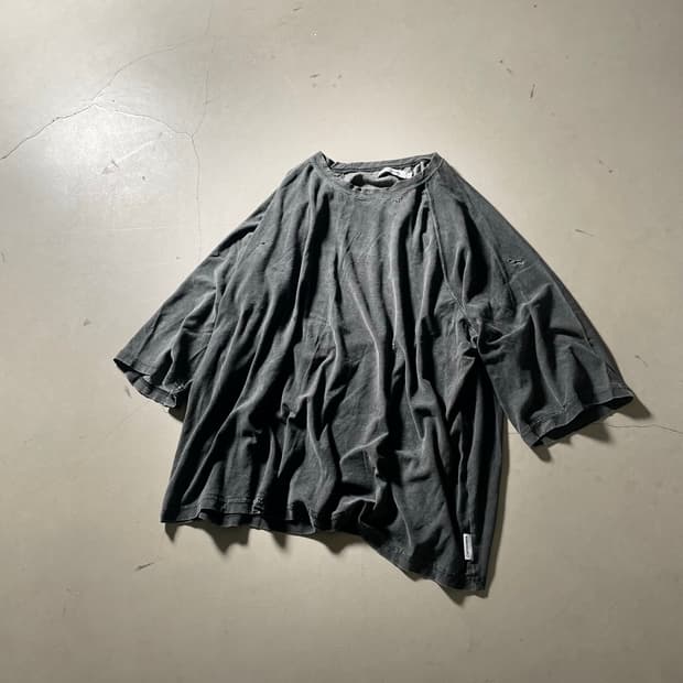  KZ ATELIER Distressed Raglan tee