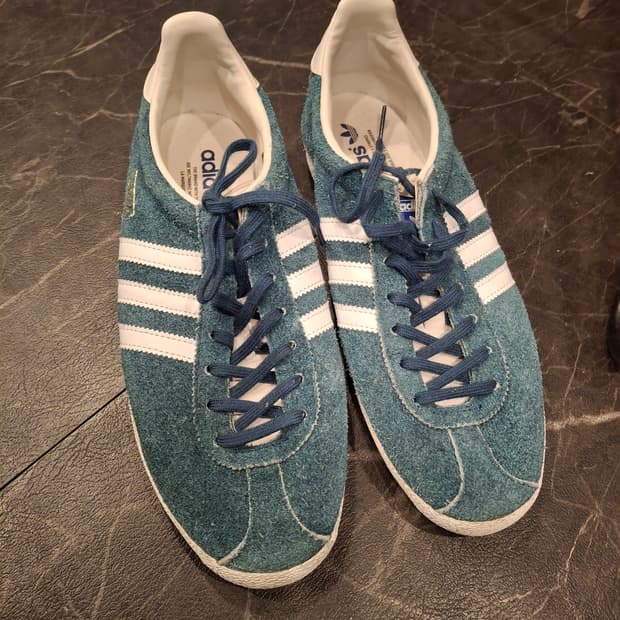 (마지막특가) 아디다스 가젤 스니커즈 250