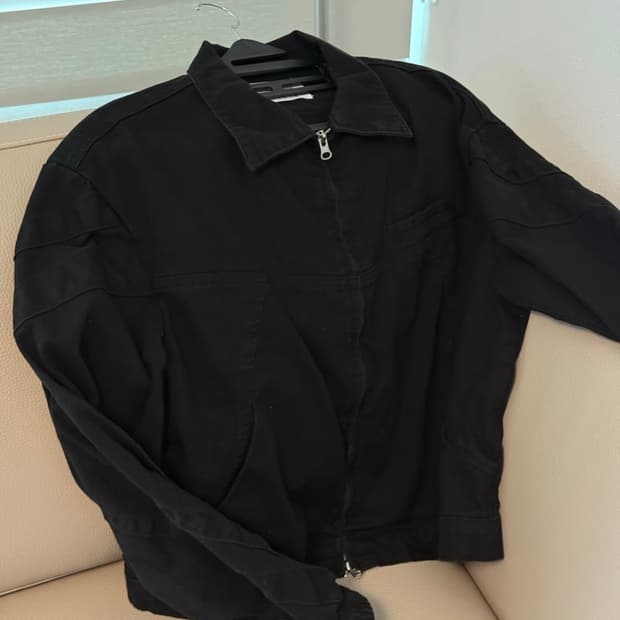 노메뉴얼 자켓 판매합니다