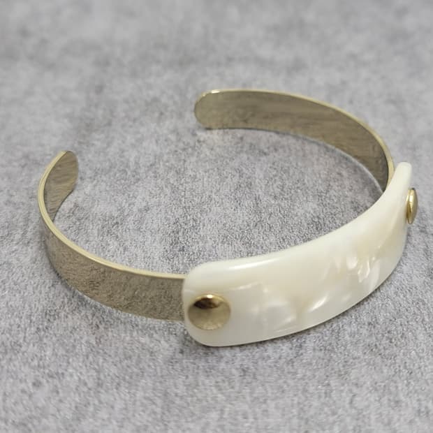unique bangle