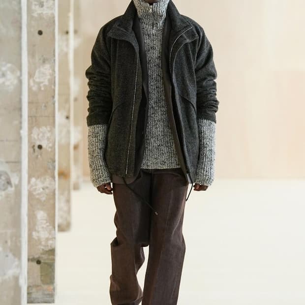 [4] 오라리 울 베이비 알파카 믹스 립 집업 터틀넥 니트