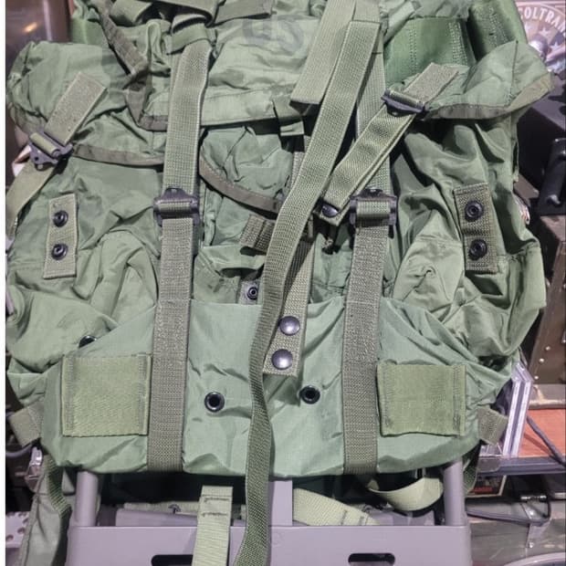 미 엘리스 지게배낭