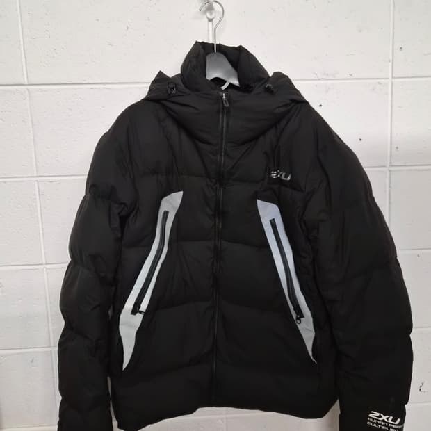 XL) 2XU 투타임유 구스다운 패딩 팝니다