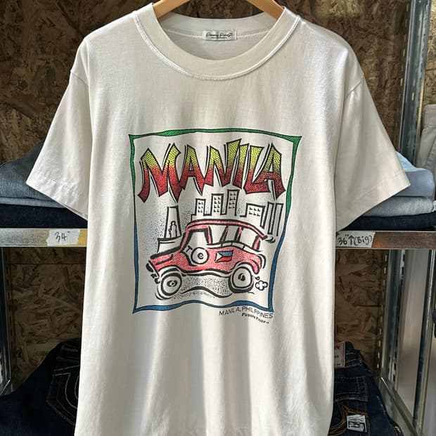 90's Souvenir Vintage T-shirt