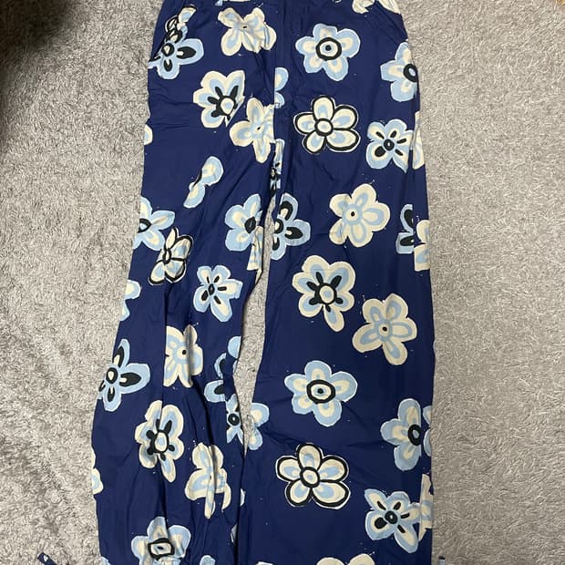 유니클로 마르니 플라워 팬츠 수선