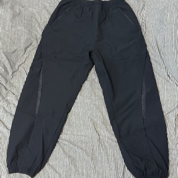 아더에러 조거팬츠 M