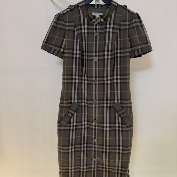 버버리 노바체크 반팔 원피스