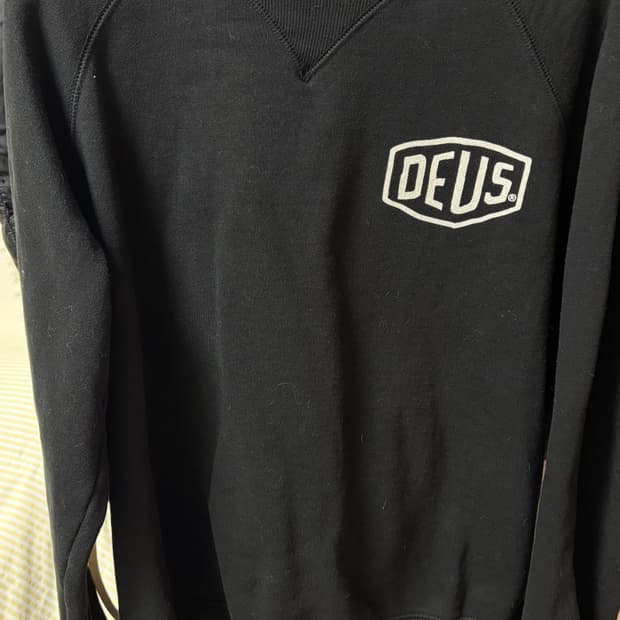 데우스 서울 기모 맨투맨 S