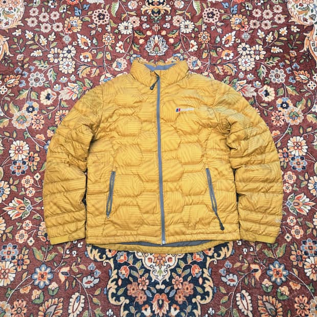 버그하우스 berghaus 거위털 경량 다운 자켓 (95)

