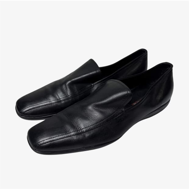 (275) 프라다스포츠 레더 로퍼