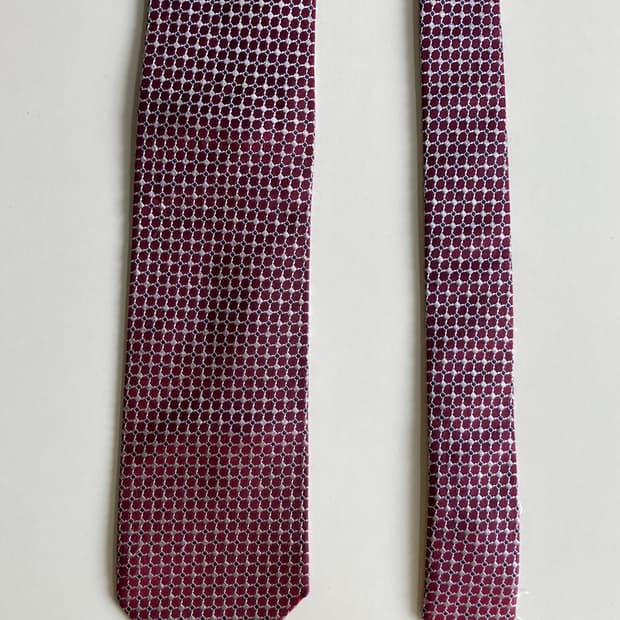 휴고보스 넥타이