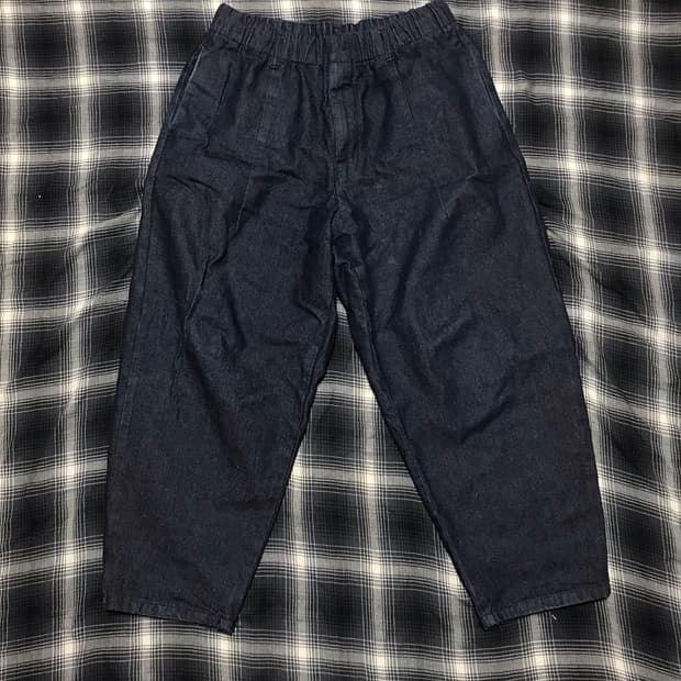 Gu 재팬 슈퍼 와이드 크롭 테이퍼드 핀턱 이지 팬츠 인디고 진청