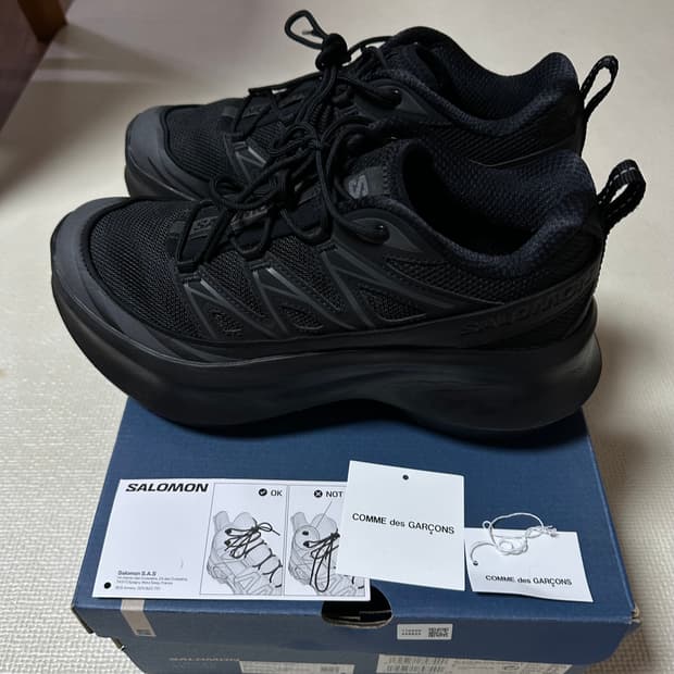 살로몬 x 꼼데 가르송 XT-6 익스팬스 플랫폼 블랙 255
