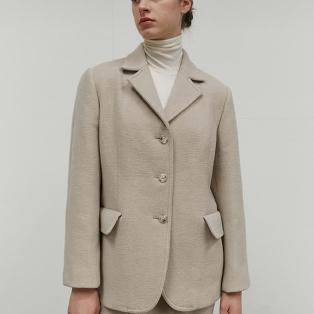 모한 3버튼 부클 블레이저