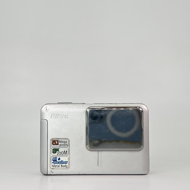 니콘 쿨픽스 Nikon Coolpix S2 실버