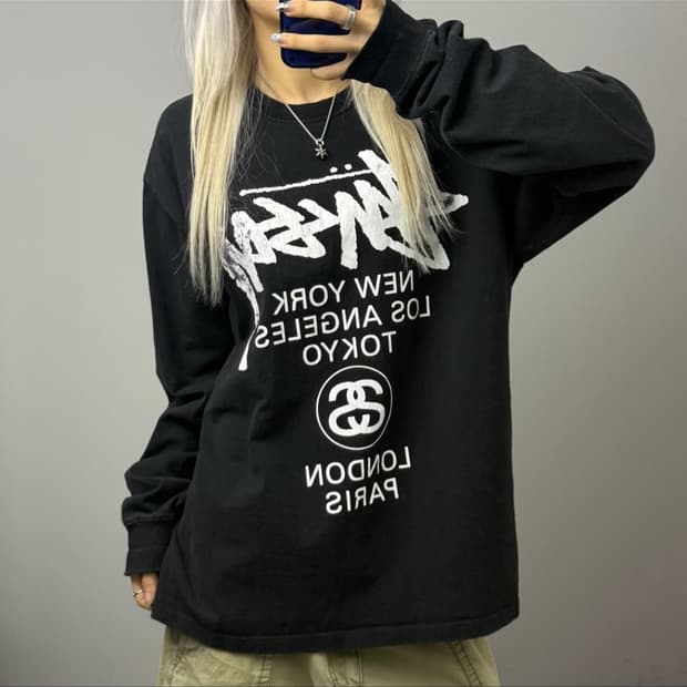 스투시 롱슬리브