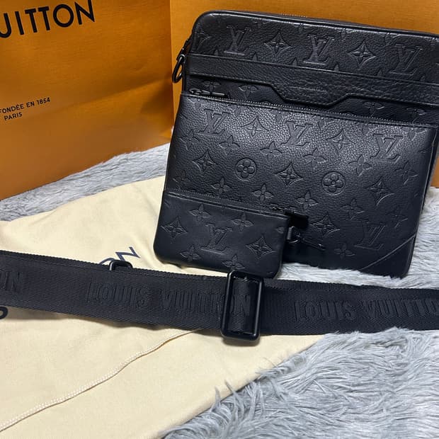 [풀구성/신형] 루이비통 쉐도우 트리오 메신저백