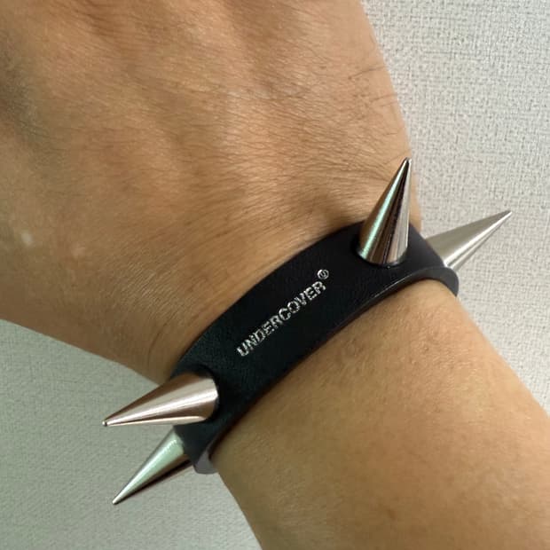 Undercover metal spike  leather bracelet