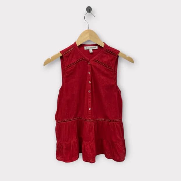 아베크롬비 A&F 레드 탑 프릴나시 S