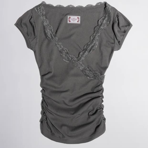 스컬프터 lace trim wrap tee 차콜