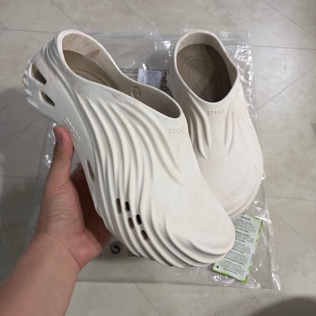 새상품(290)크록스 에코 웨이브 클로그 워터컬러 마블드 본 멀티