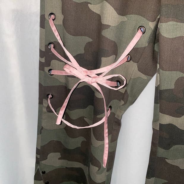 카모 부츠컷 리본팬츠