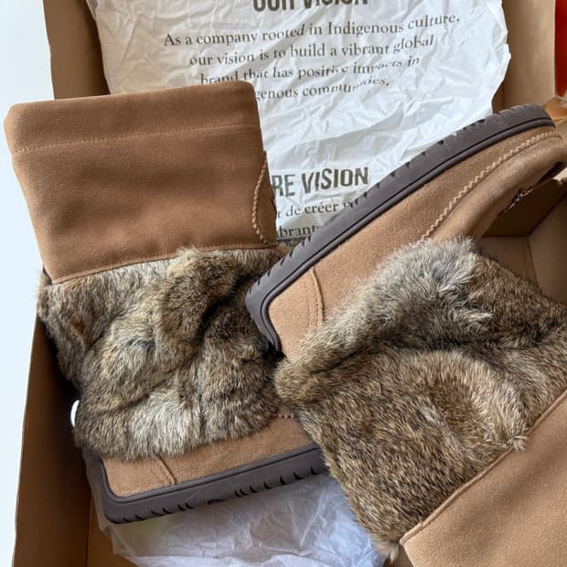 마니토바 무클럭 털부츠 (새상품) 정가:31.5만